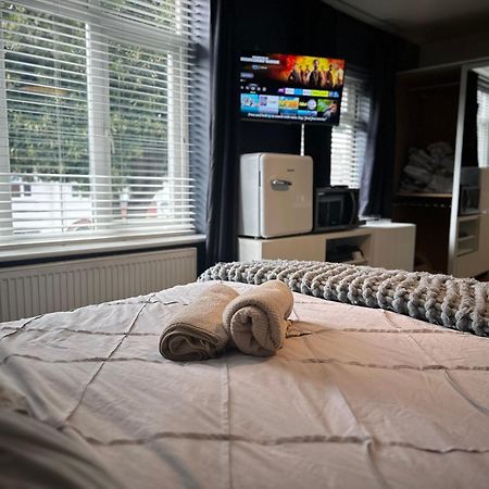 Lux Akinle Residence Nottingham Buitenkant foto