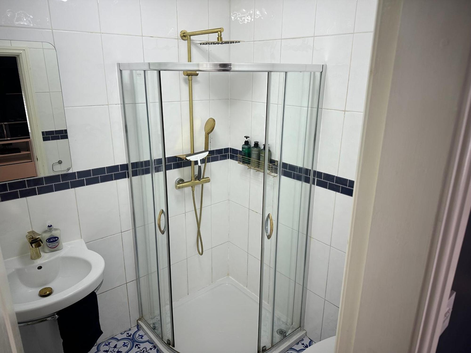 Lux Akinle Residence Nottingham Buitenkant foto