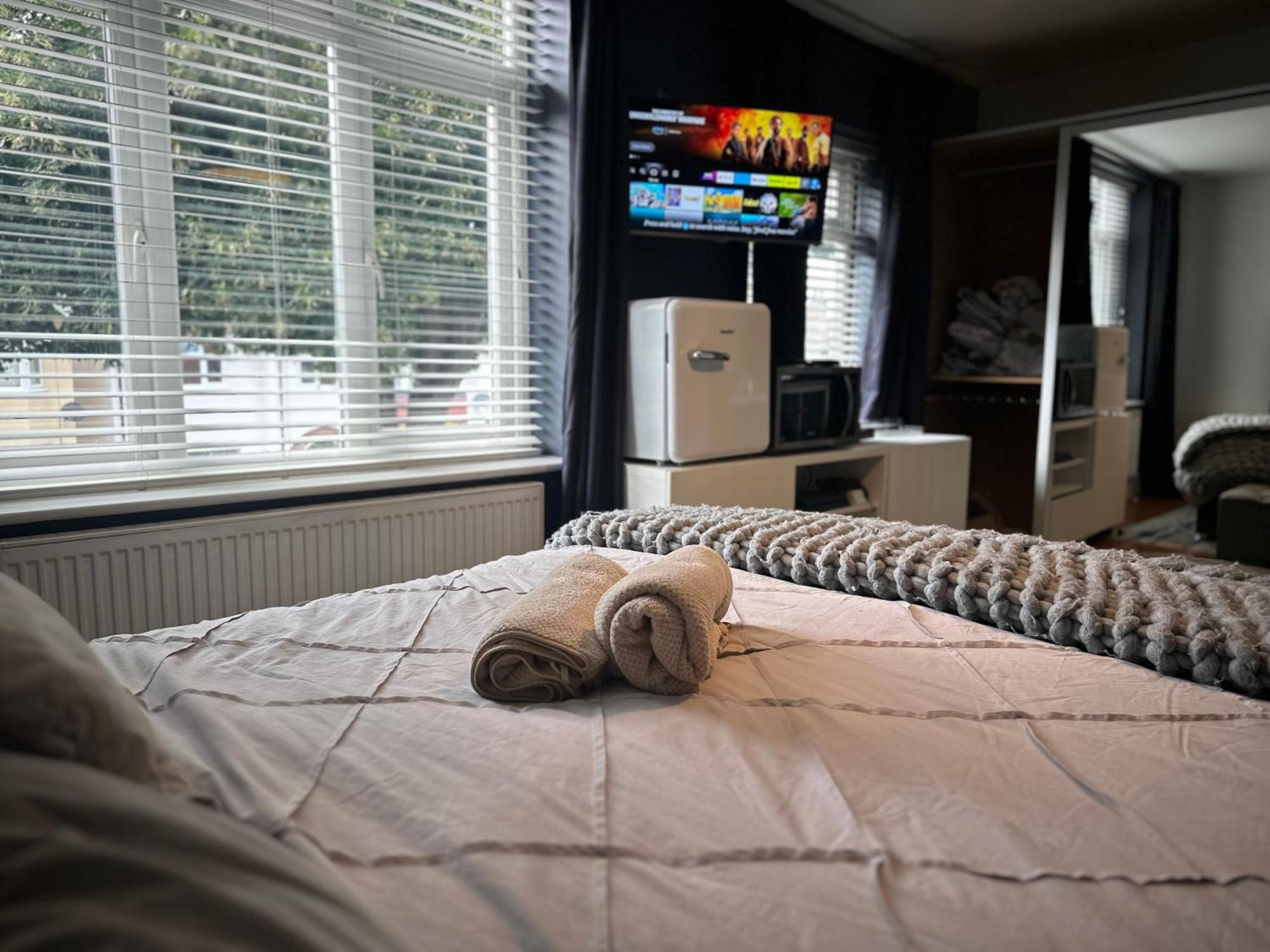 Lux Akinle Residence Nottingham Buitenkant foto